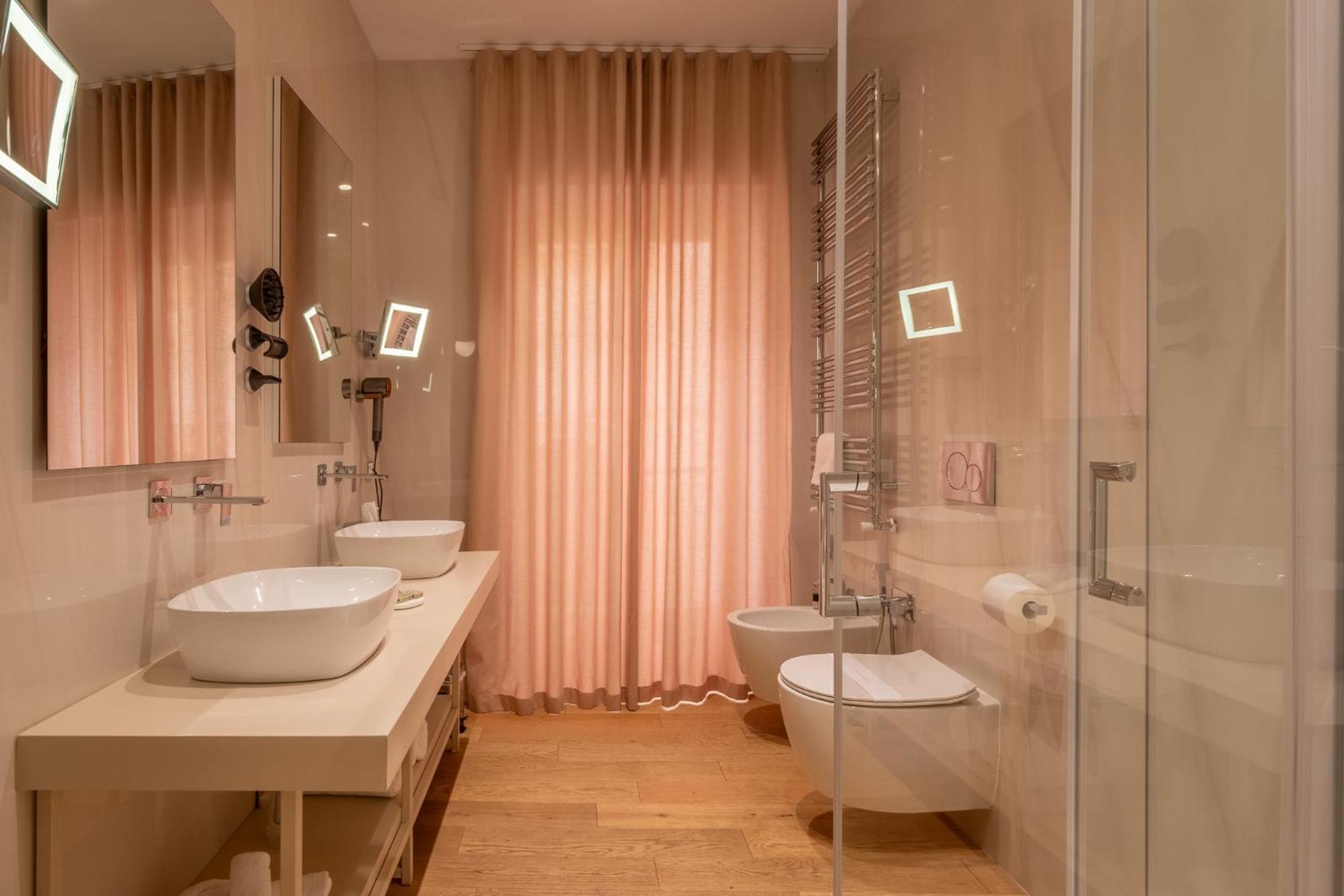 Oriana Homel Verona Ngoại thất bức ảnh